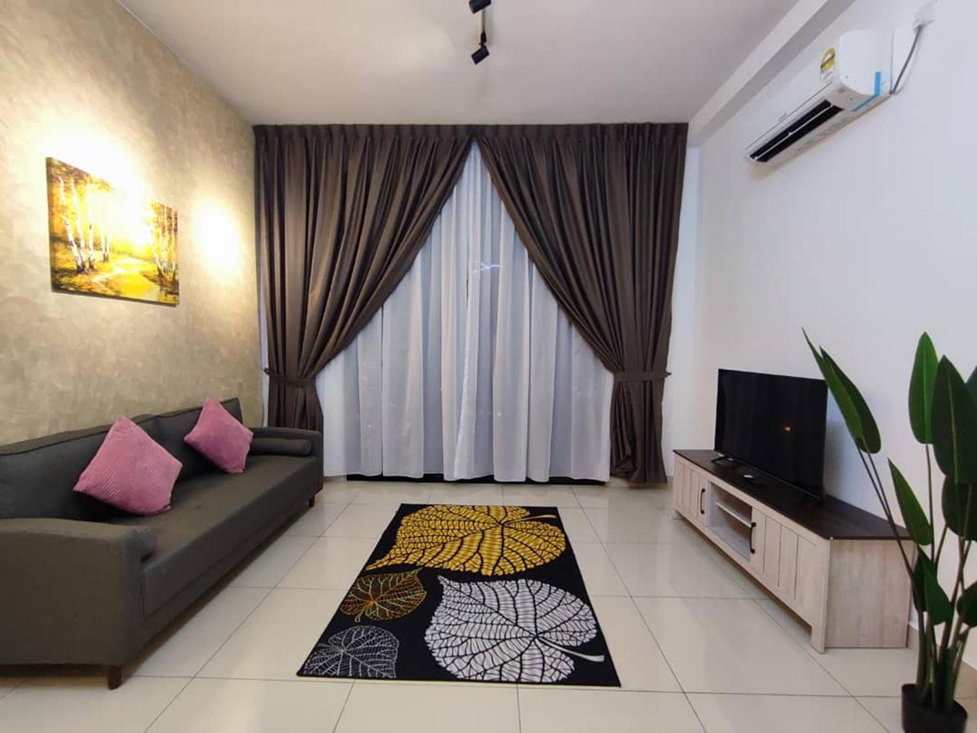 Twin Tower Johor Bahru By Glex Apartment Exterior photo